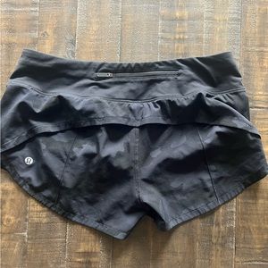 Black camo Lululemon 2.5” shorts